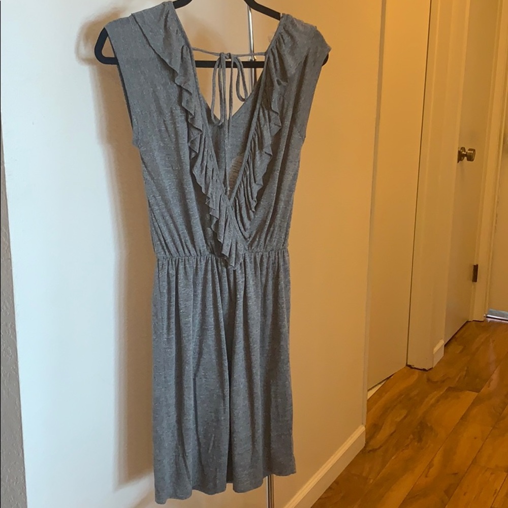 Open back Ruffle dress - Picture 2 of 3
